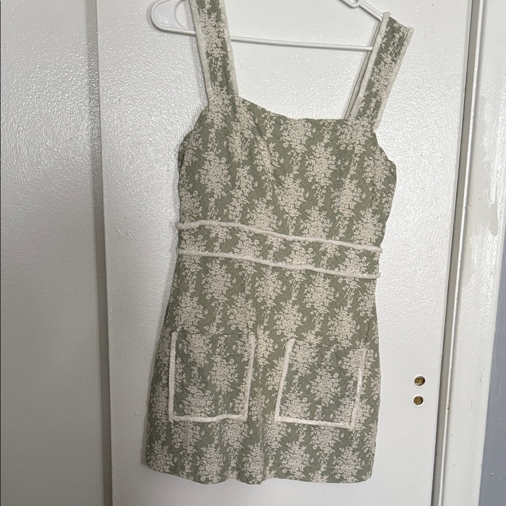 Olivaceous Green and White Mini Dress - Picture 2 of 10